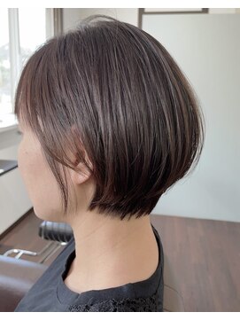 ルネッタ(Lunetta) 大人ショートボブ