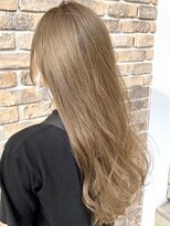 ニコ(nico.)&nbsp;#ロングヘア#ベージュカラー#ミルクティーベージュ#ブリーチ