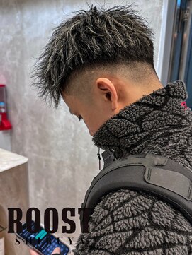 ルースト 渋谷店(ROOST) ショートツイストホワイトハイライト