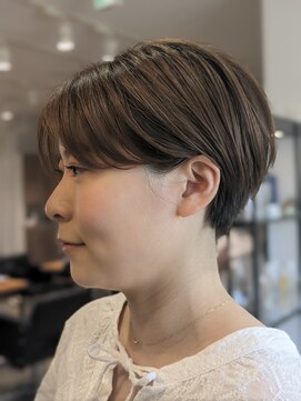 ケーオーエスビューティー(K O S beauty) マルチバングな耳掛けショート！