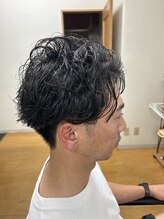 ルヴァンブルー ビジネスマンにも◎大人のかきあげ色気パーマ