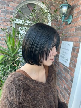 ショートボブ20代30代40代黒髪ツヤ髪ストレート