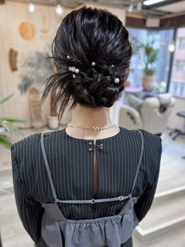 リモア(L I M O A) 結婚式お呼ばれカチモリアレンジ