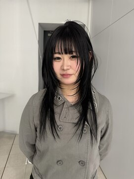 ノラ シンディ(NORA CYNDY) ハッシュカットブリーチデザインカラーレイヤーダブルカラー