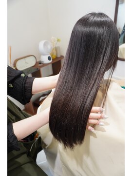 リオレ(Liore') 地毛風縮毛矯正