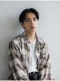シンプルセンターパートヘア　毛流れセンターパート　銀座