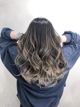 ジゼル(gisele) バレイヤージュ