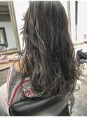 ダークアッシュハイライトミディ【池袋/20代/30代/40代】