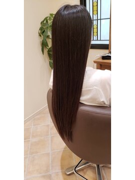 ティアム(Tiam) 黒髮ロングストレートヘアー