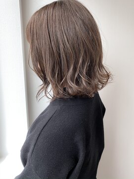 ネイヴィル オモテサンドウ(navile omotesando) ☆ブリーチなしミルクティーグレージュ外ハネボブ20代30代40代