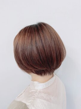 ヘアープロデュース ラピセット 松山(Lapset) 色っぽセンシュアルショートボブ