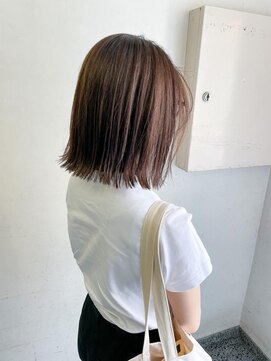 キャンバス バイ ネオリーブ 横浜西口(Canvas by neo.) 切りっぱなしボブ　外ハネボブ　ぷつっとボブ　ベージュ
