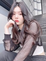 アイティー バイ アルバム 浦和店(IT by ALBUM)&nbsp;くびれヘア_斜めバンググレージュカラーシルキーベージュ_49209