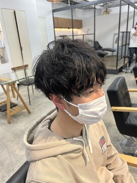 ナンバースリー 溝の口店(Number Three) ナチュラルくせ毛風メンズパーマ