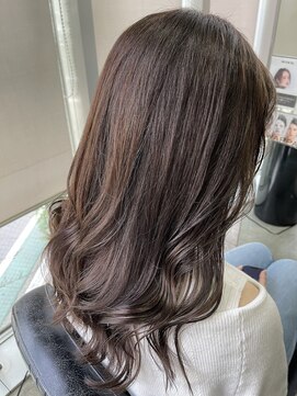 ニーゼロゼロナナ(2007) アッシュカラー