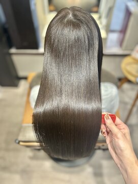 アミダ(AmiDA) 髪質改善酸性ストレート