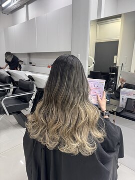 アライブ ハラジュク(ALIVE harajuku) 【ALIVE yu-ki  人気！ホワイトベージュのバレイヤージュ】