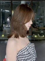 シティ(CITY)&nbsp;レイヤーカットミディアム 2wayバング  オリーブベージュ