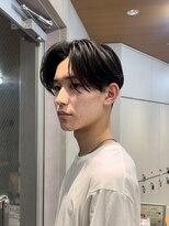 ニコトウキョウ 新宿(nico TOKYO)&nbsp;テーパーフェードニュアンスパーマ刈り上げセンターパートメンズ