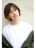 テテコケット(tete coquette)&nbsp;【真通】ポイントカラーがおすすめの、外ハネ無造作ボブ。