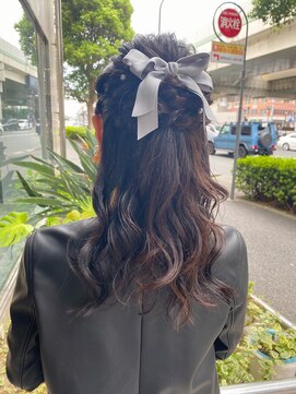 バイブアンドアネックス(VIBE & ANNEX) 《momoka》ハーフアップ結婚式お呼ばれパーティー石川町横浜