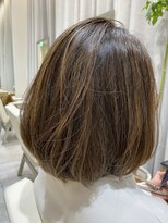 ヒアカアヴェダ 天神VIORO (Heaka AVEDA)&nbsp;ハイライト【３０代/４０代/艶カラー】Ｄ