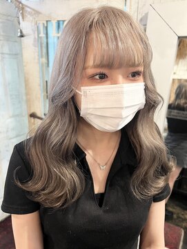 トロニー(TLONY) ホワイトグレージュ ダブルカラー stylist/miaki