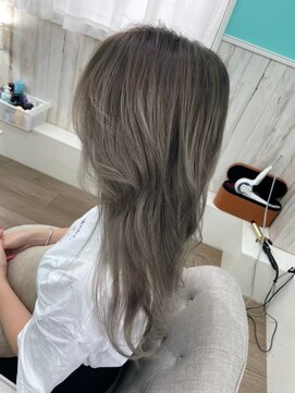 サロンドゥレゴッド(Salon de ReGod) 愛されグレージュ