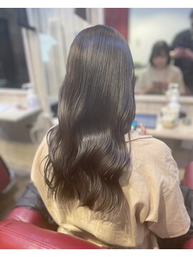 エミール(Emiile) グレーアッシュ＆艶巻き