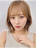 外ハネボブワイドバングイメチェン美髪ホワイトブロンド