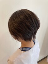 スタジオ アルファプラス 日暮里店(studio α+)&nbsp;ステップボーンカットカットボブショートハイライト白髪ぼかし