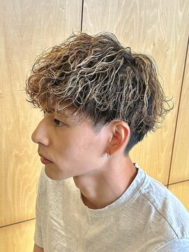 ニアウ 伊勢崎連取店(Niau) 波巻きスパイラルパーマツイストスパイラルパーマシャドウパーマ