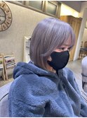ホワイトグレー