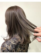 【ボタニカルカラー】 ヘアカラーの概念を超えるツヤと発色！