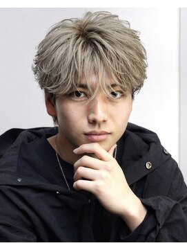 クロト 熊本(KUROT) シースルーフェザー/フェザーバング/爽やかショートカット