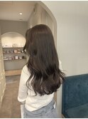 オリーブグレージュ