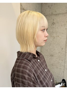 キャンバスアニュー 川崎(canvas anew.) ブロンドカラー ハイトーン ケアブリーチ ウルフカット／川崎