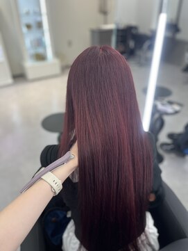 アルドーレフィエロ シンサイバシ(Ardore fiero shinsaibashi) 大人可愛いワインレッド♪20代30代40代