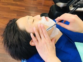 ロンデニオン(LONDENION)の写真/【平日最終受付19時/仕事帰り◎】ご新規様カット+シェービング¥5000★ON/OFFキマるスタイルを創ります!