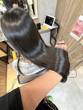 ヘアーアンドメイク シャローム(Hair & Make Shalom) 髪質改善/ヘッドスパ/縮毛矯正/トリートメント/レイヤー/透明感