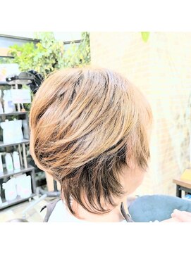 ラルシー(Larucy) ウルフカット