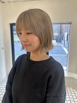 ニール シトロン 名古屋 伏見 丸の内(NEELU citron) 【NEELU_yuna】ホワイトベージュ