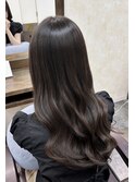 艶ブラウン×ナチュラルロング