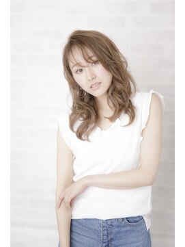 アフロディーテ 銀座(APHRODITE GINZA) グレージュカラー/斜めバング/シルキーベージュ/銀座/東銀座