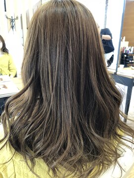 ベルポートヘア(Bellport hair) 透明感カーキアッシュ☆
