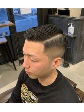 クフィア メンズヘアカンポ なんば日本橋店(CUFFIA MEN'S HAIR CAMPO) パートスタイル　フェードスタイル