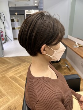 シカ 神戸三宮元町店(Cica) ハンサムショート マッシュショート ショート グレージュ 三宮