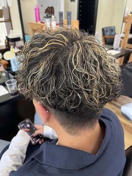 スウェル 柏店(Swell) ハイライト+スパイラルパーマ