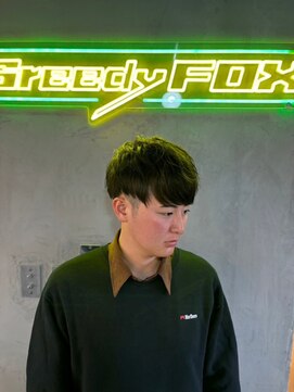 グリーディーフォックス 代々木(Greedy FOX) 波巻き/ハイライト/マッシュパーマ/ウルフ[シェービング]