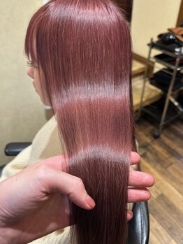 ボブビッシュ 東温店の写真/頭皮や髪への負担を最小限にしたCTFカラー導入サロン！妊婦さんや育児中の方など敏感肌の方にもオススメ♪ 